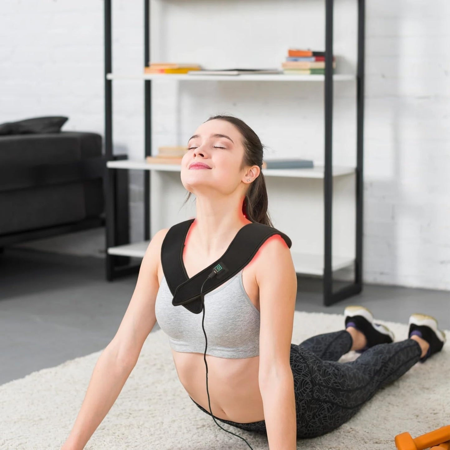 Heolio™ Red Light Therapy Shoulder & Back Wrap